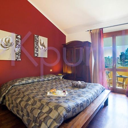 Le Api Hotel Cagliari Buitenkant foto