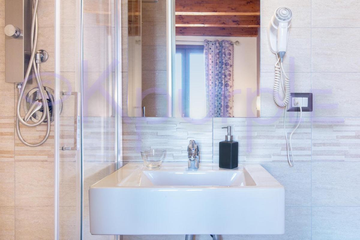 Le Api Hotel Cagliari Buitenkant foto