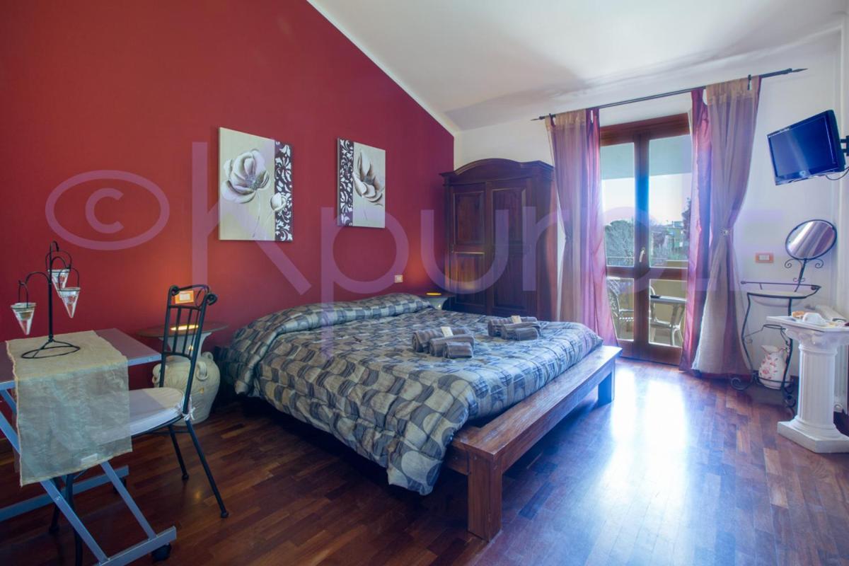 Le Api Hotel Cagliari Buitenkant foto