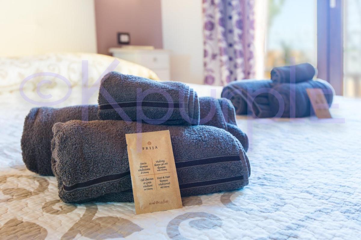 Le Api Hotel Cagliari Buitenkant foto