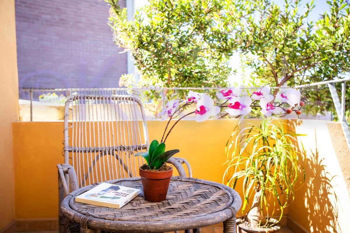 Le Api Hotel Cagliari Buitenkant foto