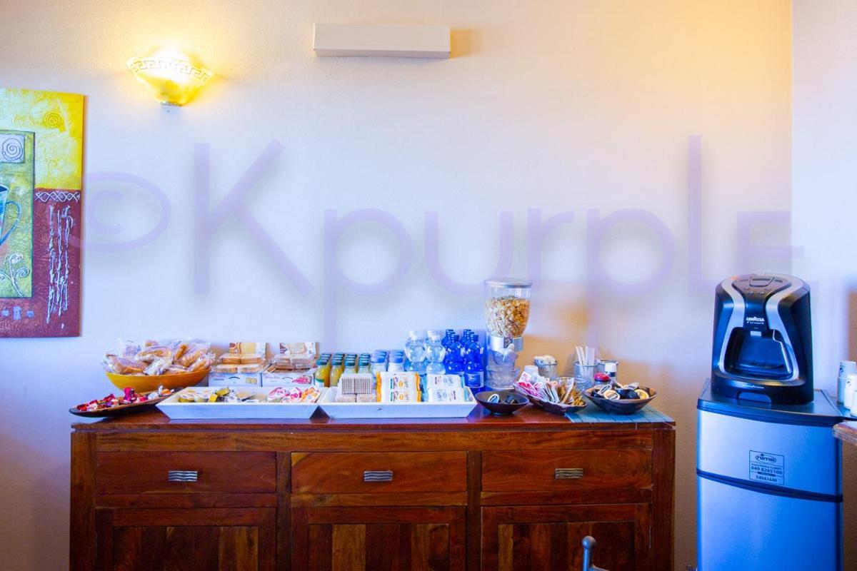 Le Api Hotel Cagliari Buitenkant foto